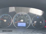 ✅ 2009 Hyundai Santa Fe SE • VIN: 5NMSH13E79H267440 • Lot: 40179268. Listed on IAAI with 141,541 mi. Free auction sales archive from the USA and detailed vehicle history report at DreamBid. Image 7.