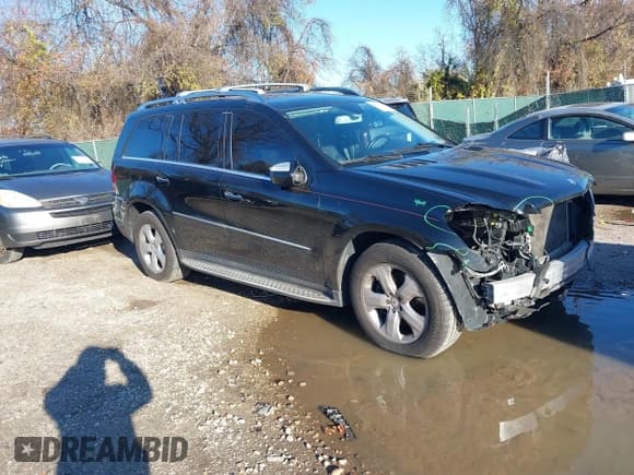 ✅ 2010 Mercedes-Benz GL 450 • VIN: 4JGBF7BE9AA578906 • Lot: 43765540. Listed on IAAI with 108,936 mi. Free auction sales archive from the USA and detailed vehicle history report at DreamBid. Image 1.
