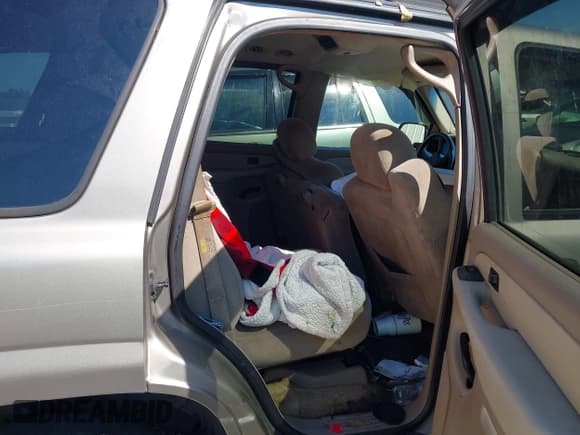 ✅ 2003 Chevrolet Tahoe LT • VIN: 1GNEC13Z83R104031 • Lot: 43337191. Listed on IAAI with Not provided. Free auction sales archive from the USA and detailed vehicle history report at DreamBid. Image 8.