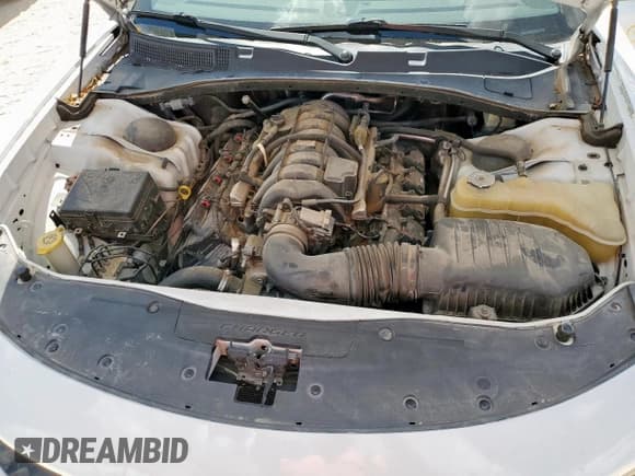 ✅ 2016 Dodge Charger Police • VIN: 2C3CDXAT5GH163921 • Lot: 70945275. Wystawiony na Copart z przebiegiem 114 001 mil. Bezpłatny archiwum sprzedaży aukcyjnych z USA i szczegółowy raport historii pojazdu na DreamBid. Zdjęcie 11.