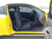 ✅ 2007 Pontiac G5 • VIN: 1G2AL15F377130326 • Lot: 43639908. Listed on IAAI with 200,657 mi. Free auction sales archive from the USA and detailed vehicle history report at DreamBid. Image 5.