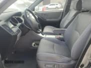 ✅ 2004 Toyota Highlander • VIN: JTEEP21A940053625 • Лот: 82358865. Опубликован ранее на Copart с пробегом 223 695 миль. Бесплатный доступ к архиву аукционных продаж из США и подробный отчёт об истории автомобиля на DreamBid. Изображение 7.