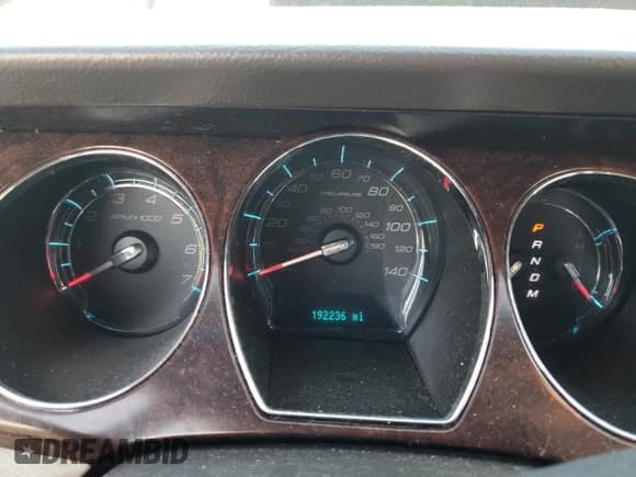 ✅ 2012 Ford Taurus SEL • VIN: 1FAHP2EW3CG119556 • Lot: 82570945. Wystawiony na Copart z przebiegiem 192 236 mil. Bezpłatny archiwum sprzedaży aukcyjnych z USA i szczegółowy raport historii pojazdu na DreamBid. Zdjęcie 9.