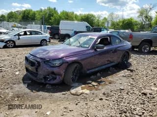 ✅ 2024 BMW 2 Series M240i xDrive • VIN: 3MW53CM03R8E57376 • Лот: 55895475. Опубликован ранее на Copart с пробегом Не указан. Бесплатный доступ к архиву аукционных продаж из США и подробный отчёт об истории автомобиля на DreamBid. Изображение 1.