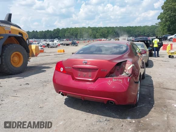 ✅ 2013 Nissan Altima S • VIN: 1N4AL2EP5DC251135 • Лот: 43009295. Опубликован ранее на IAAI с пробегом 144 251 миль. Бесплатный доступ к архиву аукционных продаж из США и подробный отчёт об истории автомобиля на DreamBid. Изображение 4.