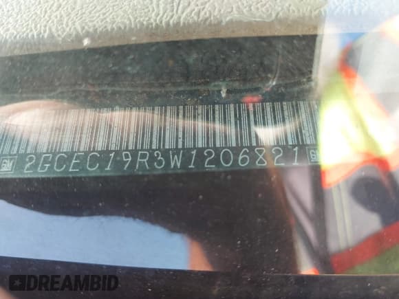 ✅ 1998 Chevrolet Silverado 1500 • VIN: 2GCEC19R3W1206821 • Lot: 43726996. Wystawiony na IAAI z przebiegiem 211 393 mil. Bezpłatny archiwum sprzedaży aukcyjnych z USA i szczegółowy raport historii pojazdu na DreamBid. Zdjęcie 9.