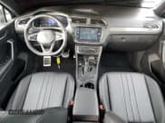 ✅ 2023 Volkswagen Tiguan SE R-Line Black • VIN: 3VVCB7AX6PM118039 • Lot: 91816425. Listed on Copart with 39,388 mi. Free auction sales archive from the USA and detailed vehicle history report at DreamBid. Image 8.