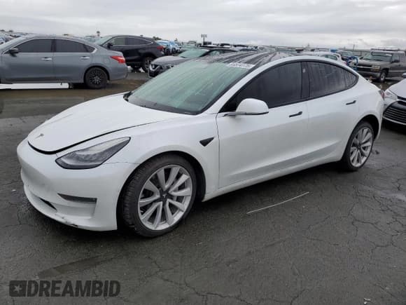 ✅ 2020 Tesla Model 3 Long Range • VIN: 5YJ3E1EB6LF735702 • Lot: 86524175. Wystawiony na Copart z przebiegiem 155 211 mil. Bezpłatny archiwum sprzedaży aukcyjnych z USA i szczegółowy raport historii pojazdu na DreamBid. Zdjęcie 1.