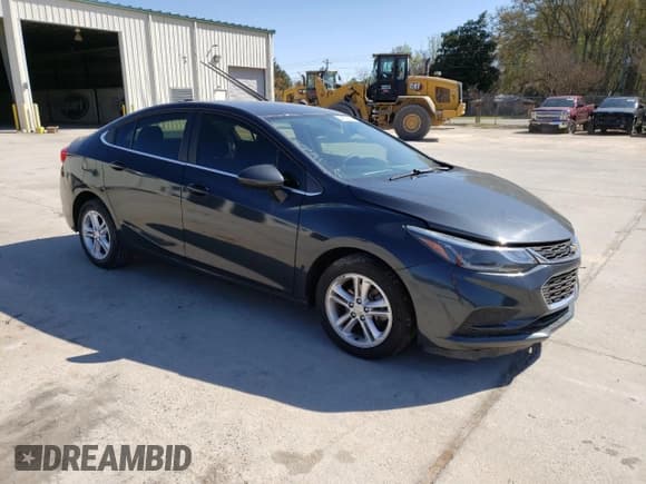 ✅ 2018 Chevrolet Cruze LT • VIN: 1G1BE5SM3J7155697 • Лот: 44623523. Опубликован ранее на Copart с пробегом 85 254 миль. Бесплатный доступ к архиву аукционных продаж из США и подробный отчёт об истории автомобиля на DreamBid. Изображение 4.