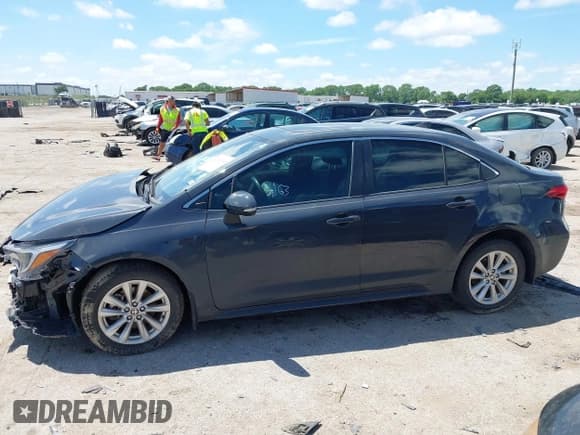 ✅ 2023 Toyota Corolla Hybrid LE • VIN: JTDBCMFE4P3003311 • Лот: 42202393. Опубликован ранее на IAAI с пробегом 27 961 миль. Бесплатный доступ к архиву аукционных продаж из США и подробный отчёт об истории автомобиля на DreamBid. Изображение 14.