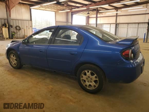 2004 Dodge Neon SXT z VIN 1B3ES56C24D639818, wystawiony jako Copart lot #51861485 z przebiegiem Nie podano mil oraz Szkoda całkowita • Salvage title. Historia ofert i sprzedaży dostępna na DreamBid. Obrazek 2.