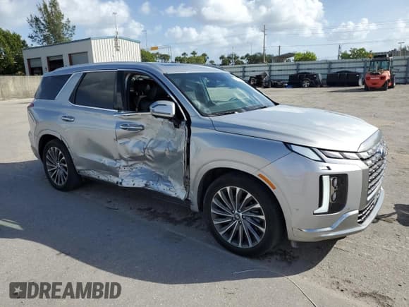 ✅ 2023 Hyundai Palisade Calligraphy • VIN: KM8R74GE8PU564540 • Лот: 78694444. Опубликован ранее на Copart с пробегом 11 661 миль. Бесплатный доступ к архиву аукционных продаж из США и подробный отчёт об истории автомобиля на DreamBid. Изображение 4.