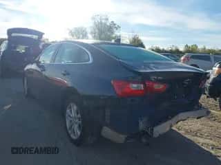 ✅ 2018 Chevrolet Malibu LT • VIN: 1G1ZD5ST1JF108621 • Lot: 43352865. Wystawiony na IAAI z przebiegiem 85 917 mil mil. Skorzystaj z bezpłatnego archiwum sprzedaży aukcyjnych z USA i zobacz szczegółowy raport historii pojazdu na DreamBid. Zdjęcie 3.