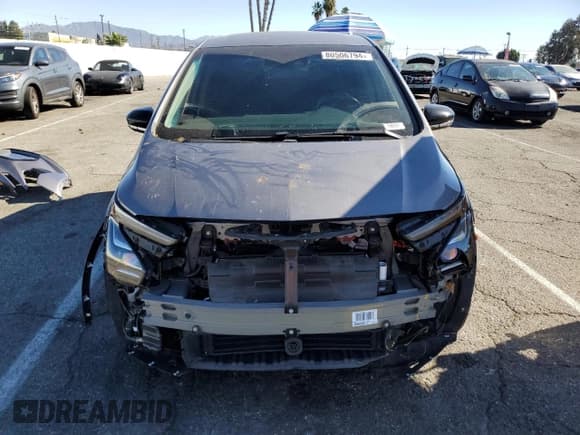 ✅ 2023 Chevrolet Bolt EV 2LT • VIN: 1G1FX6S06P4121987 • Lot: 80506794. Wystawiony na Copart z przebiegiem 14 404 mil. Bezpłatny archiwum sprzedaży aukcyjnych z USA i szczegółowy raport historii pojazdu na DreamBid. Zdjęcie 5.