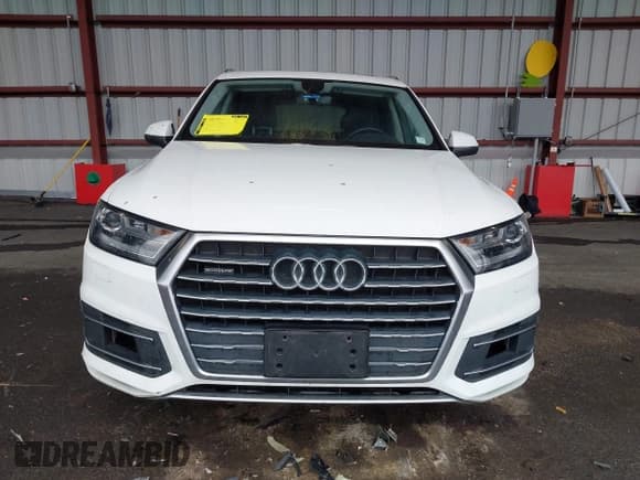 ✅ 2018 Audi Q7 Premium Plus • VIN: WA1LAAF76JD018639 • Лот: 43409230. Опубликован ранее на IAAI с пробегом 136 555 миль. Бесплатный доступ к архиву аукционных продаж из США и подробный отчёт об истории автомобиля на DreamBid. Изображение 12.
