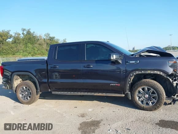 ✅ 2024 GMC Sierra 1500 AT4 • VIN: 3GTUUEE88RG236194 • Лот: 43390633. Опубликован ранее на IAAI с пробегом 35 734 миль. Бесплатный доступ к архиву аукционных продаж из США и подробный отчёт об истории автомобиля на DreamBid. Изображение 13.