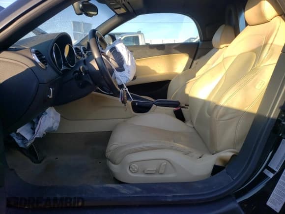 ✅ 2011 Audi TT Premium Plus • VIN: TRUSFAFK8B1026273 • Лот: 91917495. Опубликован ранее на Copart с пробегом 80 109 миль. Бесплатный доступ к архиву аукционных продаж из США и подробный отчёт об истории автомобиля на DreamBid. Изображение 7.