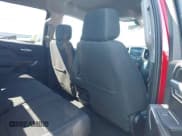 ✅ 2021 Chevrolet Silverado 1500 RST • VIN: 3GCUYEED2MG196964 • Lot: 43010571. Wystawiony na IAAI z przebiegiem 96 200 mil. Bezpłatny archiwum sprzedaży aukcyjnych z USA i szczegółowy raport historii pojazdu na DreamBid. Zdjęcie 8.