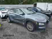 2021 Hyundai Kona SEL z VIN KM8K22AA2MU630215, wystawiony jako Copart lot #85161555 z przebiegiem 38 927 mil mil oraz Nie do naprawy • Non repairable. Historia ofert i sprzedaży dostępna na DreamBid. Obrazek 4.