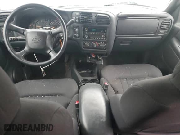 2003 Chevrolet Blazer LS z VIN 1GNDT13X63K170578, wystawiony jako Copart lot #86630144 z przebiegiem 105 749 mil mil oraz Szkoda całkowita • Salvage title. Historia ofert i sprzedaży dostępna na DreamBid. Obrazek 8.