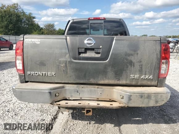 ✅ 2007 Nissan Frontier SE • VIN: 1N6AD06W07C463525 • Лот: 85391175. Опубликован ранее на Copart с пробегом 186 052 миль. Бесплатный доступ к архиву аукционных продаж из США и подробный отчёт об истории автомобиля на DreamBid. Изображение 6.