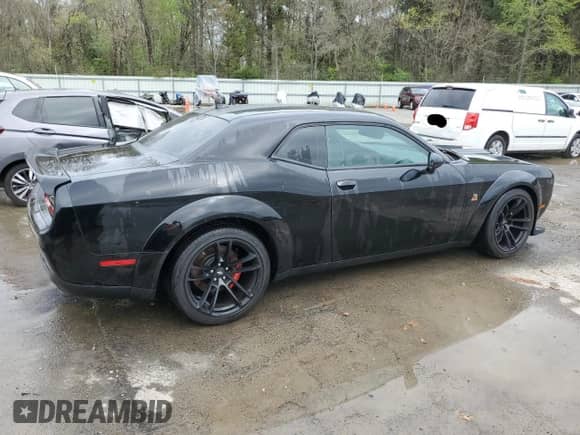 ✅ 2020 Dodge Challenger R/T Scat Pack • VIN: 2C3CDZFJ8LH198546 • Lot: 40434303. Wystawiony na Copart z przebiegiem 20 607 mil. Bezpłatny archiwum sprzedaży aukcyjnych z USA i szczegółowy raport historii pojazdu na DreamBid. Zdjęcie 3.