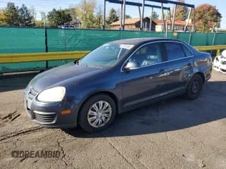 ✅ 2008 Volkswagen Jetta SE • VIN: 3VWRM71K88M078665 • Lot: 82340585. Wystawiony na Copart z przebiegiem 170 684 mil. Bezpłatny archiwum sprzedaży aukcyjnych z USA i szczegółowy raport historii pojazdu na DreamBid. Zdjęcie 1.