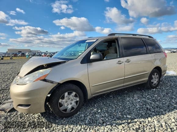 ✅ 2006 Toyota Sienna LE • VIN: 5TDZA23C76S415229 • Lot: 93355205. Listed on Copart with 251,527 mi. Free auction sales archive from the USA and detailed vehicle history report at DreamBid. Image 1.