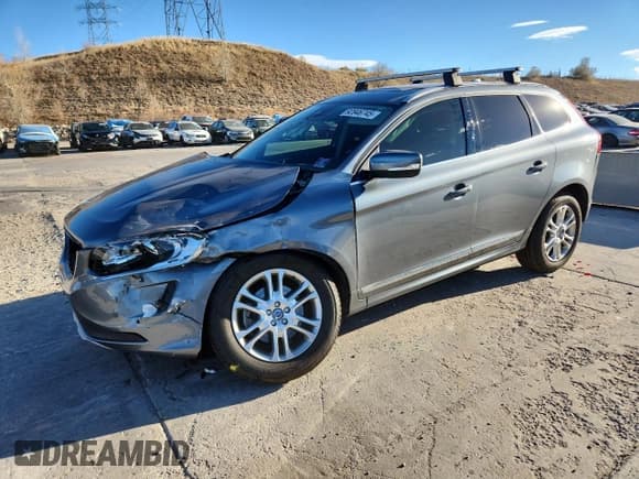 ✅ 2016 Volvo XC60 T5 Premier • VIN: YV4612RK1G2810062 • Lot: 92846745. Wystawiony na Copart z przebiegiem 78 133 mil. Bezpłatny archiwum sprzedaży aukcyjnych z USA i szczegółowy raport historii pojazdu na DreamBid. Zdjęcie 1.