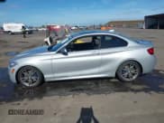 ✅ 2015 BMW 2 Series M235i xDrive • VIN: WBA1J9C53FVX98418 • Lot: 43649932. Wystawiony na IAAI z przebiegiem 45 042 mil. Bezpłatny archiwum sprzedaży aukcyjnych z USA i szczegółowy raport historii pojazdu na DreamBid. Zdjęcie 14.