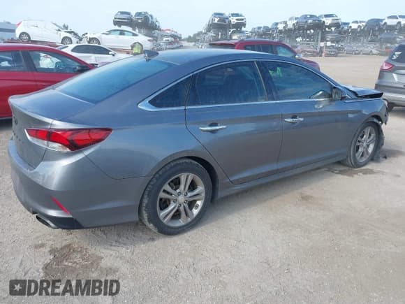 ✅ 2018 Hyundai Sonata SEL • VIN: 5NPE34AF0JH720149 • Lot: 43367211. Wystawiony na IAAI z przebiegiem 96 511 mil. Bezpłatny archiwum sprzedaży aukcyjnych z USA i szczegółowy raport historii pojazdu na DreamBid. Zdjęcie 4.