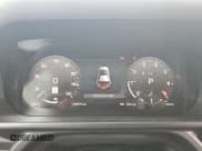 ✅ 2023 Land Rover Defender X-Dynamic SE • VIN: SALE2EEU5P2146443 • Lot: 61043395. Wystawiony na Copart z przebiegiem 30 049 mil. Bezpłatny archiwum sprzedaży aukcyjnych z USA i szczegółowy raport historii pojazdu na DreamBid. Zdjęcie 9.