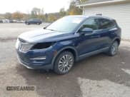 ✅ 2017 Lincoln MKC Reserve • VIN: 5LMCJ3D99HUL71465 • Lot: 43564206. Wystawiony na IAAI z przebiegiem 70 293 mil. Bezpłatny archiwum sprzedaży aukcyjnych z USA i szczegółowy raport historii pojazdu na DreamBid. Zdjęcie 2.