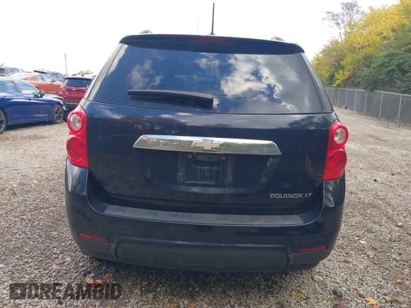 ✅ 2015 Chevrolet Equinox LT • VIN: 2GNALBEK0F1176472 • Лот: 43579941. Опубликован ранее на IAAI с пробегом 199 222 миль. Бесплатный доступ к архиву аукционных продаж из США и подробный отчёт об истории автомобиля на DreamBid. Изображение 17.