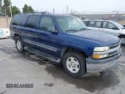 ✅ 2002 Chevrolet Suburban LS • VIN: 1GNEC16T72J325186 • Лот: 41597317. Опубликован ранее на IAAI с пробегом 235 713 миль. Бесплатный доступ к архиву аукционных продаж из США и подробный отчёт об истории автомобиля на DreamBid. Изображение 1.