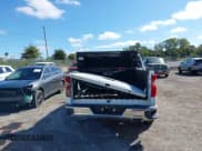 ✅ 2020 Chevrolet Silverado 1500 LT • VIN: 3GCUYDED6LG183420 • Lot: 43467874. Wystawiony na IAAI z przebiegiem 124 043 mil. Bezpłatny archiwum sprzedaży aukcyjnych z USA i szczegółowy raport historii pojazdu na DreamBid. Zdjęcie 16.