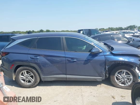 ✅ 2025 Hyundai Tucson SE • VIN: 5NMJA3DE5SH506290 • Lot: 43154116. Wystawiony na IAAI z przebiegiem 13 825 mil. Bezpłatny archiwum sprzedaży aukcyjnych z USA i szczegółowy raport historii pojazdu na DreamBid. Zdjęcie 13.