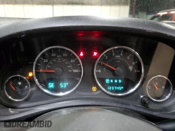 ✅ 2018 Jeep Wrangler Unlimited Sport RHD • VIN: 1C4BJWKG1JL853218 • Lot: 90856105. Listed on Copart with 123,745 mi. Free auction sales archive from the USA and detailed vehicle history report at DreamBid. Image 9.