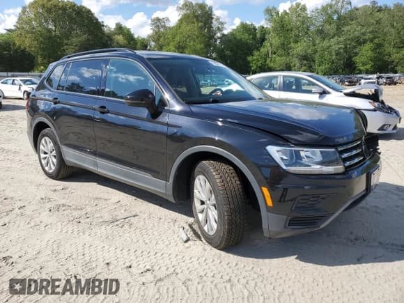 ✅ 2019 Volkswagen Tiguan S • VIN: 3VV0B7AX0KM145474 • Lot: 56061755. Listed on Copart with 71,101 mi. Free auction sales archive from the USA and detailed vehicle history report at DreamBid. Image 4.