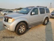 ✅ 2005 Nissan Pathfinder XE • VIN: 5N1AR18W45C782295 • Lot: 63495255. Wystawiony na Copart z przebiegiem 104 041 mil. Bezpłatny archiwum sprzedaży aukcyjnych z USA i szczegółowy raport historii pojazdu na DreamBid. Zdjęcie 1.