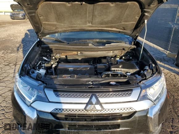 ✅ 2020 Mitsubishi Outlander ES • VIN: JA4AD2A38LZ034470 • Lot: 89888685. Listed on Copart with 56,174 mi. Free auction sales archive from the USA and detailed vehicle history report at DreamBid. Image 12.