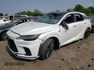✅ 2023 Lexus RX 500h F Sport Performance • VIN: 2T2BCMEA1PC002490 • Лот: 60818143. Опубликован ранее на Copart с пробегом 7 295 миль. Бесплатный доступ к архиву аукционных продаж из США и подробный отчёт об истории автомобиля на DreamBid. Изображение 1.