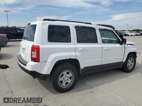 ✅ 2013 Jeep Patriot Sport • VIN: 1C4NJRBB4DD245338 • Lot: 87011785. Listed on Copart with 163,676 mi. Free auction sales archive from the USA and detailed vehicle history report at DreamBid. Image 3.