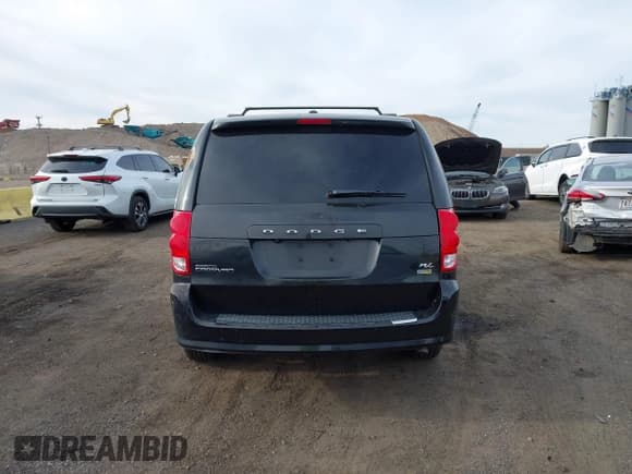 ✅ 2016 Dodge Grand Caravan R/T • VIN: 2C4RDGEG6GR318702 • Lot: 43880747. Listed on IAAI with 188,170 mi. Free auction sales archive from the USA and detailed vehicle history report at DreamBid. Image 16.