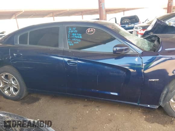 ✅ 2014 Dodge Charger RT • VIN: 2C3CDXCTXEH114725 • Lot: 43088432. Wystawiony na IAAI z przebiegiem Nie podano. Bezpłatny archiwum sprzedaży aukcyjnych z USA i szczegółowy raport historii pojazdu na DreamBid. Zdjęcie 12.