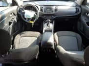 ✅ 2015 Kia Sportage LX • VIN: KNDPB3AC0F7720465 • Лот: 56861924. Опубликован ранее на Copart с пробегом 114 874 миль. Бесплатный доступ к архиву аукционных продаж из США и подробный отчёт об истории автомобиля на DreamBid. Изображение 8.