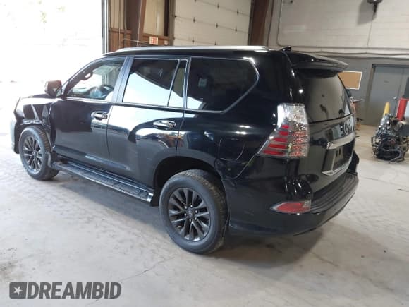 ✅ 2021 Lexus GX 460 Premium • VIN: JTJAM7BX5M5268446 • Lot: 43162341. Wystawiony na IAAI z przebiegiem 107 151 mil. Bezpłatny archiwum sprzedaży aukcyjnych z USA i szczegółowy raport historii pojazdu na DreamBid. Zdjęcie 3.