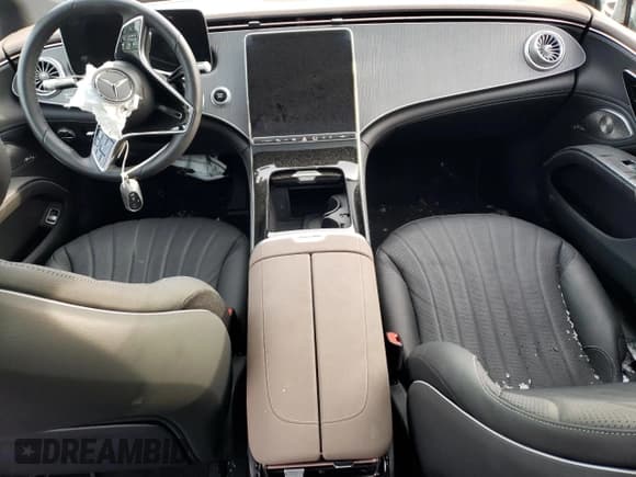 ✅ 2023 Mercedes-Benz EQS 450 • VIN: W1KCG2EB7PA023543 • Лот: 82718293. Опубликован ранее на Copart с пробегом Не указан. Бесплатный доступ к архиву аукционных продаж из США и подробный отчёт об истории автомобиля на DreamBid. Изображение 8.