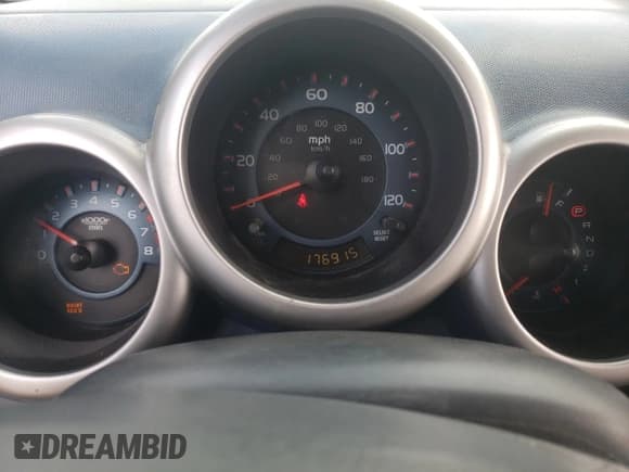 ✅ 2006 Honda Element EX-P • VIN: 5J6YH18706L004540 • Lot: 62885885. Listed on Copart with 176,915 mi. Free auction sales archive from the USA and detailed vehicle history report at DreamBid. Image 9.