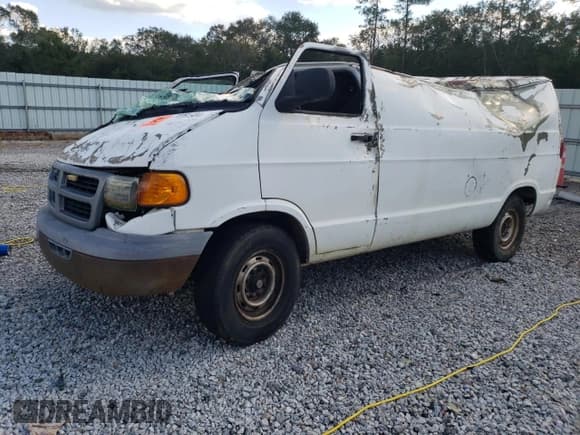 ✅ 2000 Dodge Cargo • VIN: 2B7JB21Y1YK120544 • Lot: 74261904. Listed on Copart with Not provided. Free auction sales archive from the USA and detailed vehicle history report at DreamBid. Image 1.